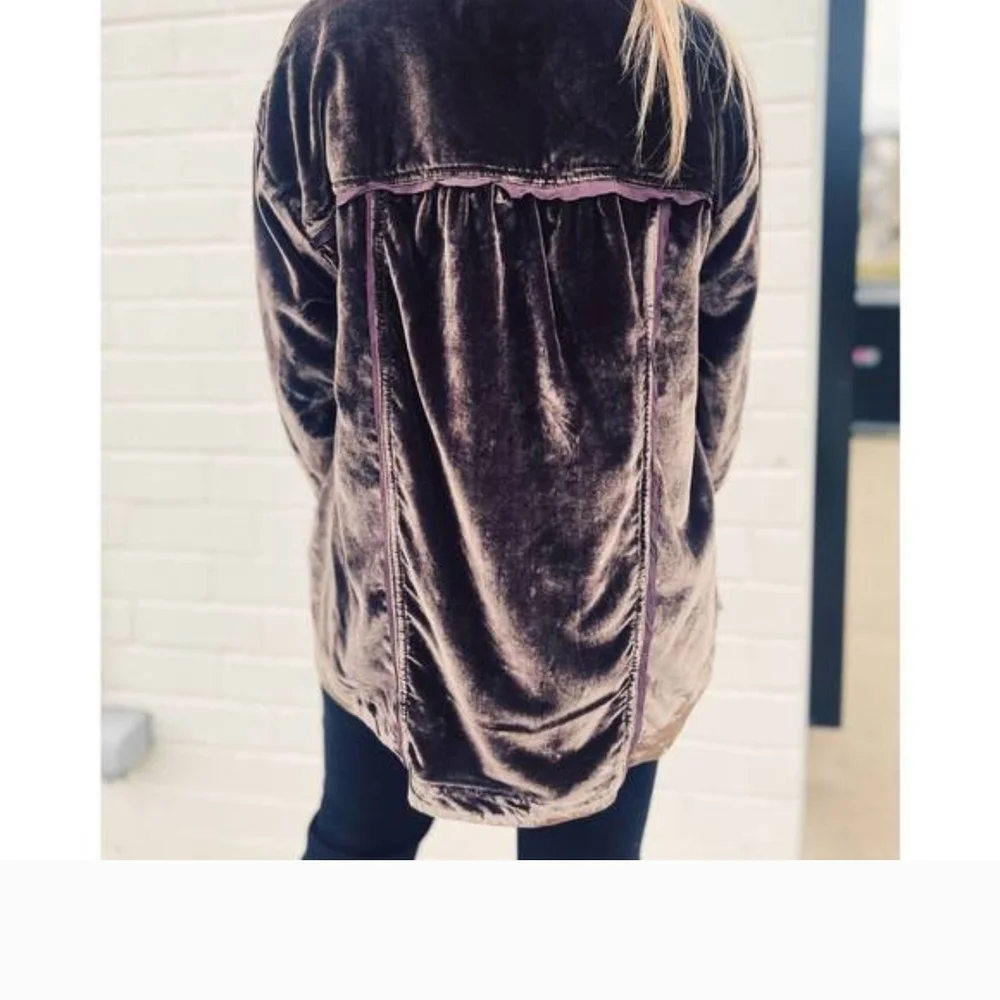 Elegant Chocolate Brown Velvet Women's Top - Picture 4 of 10